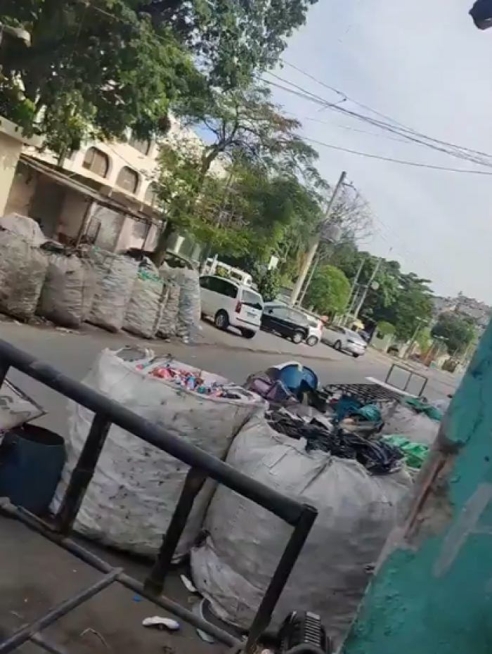 Traficantes estariam trocando tiros com rivais no Complexo da Maré